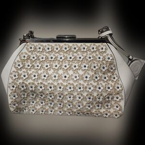 Catherine Malandrino White and Cream Floral Clutch